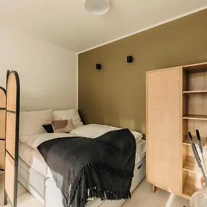 https://zentrales-boutique-style-mikroappartement.topcolognehotels.com
